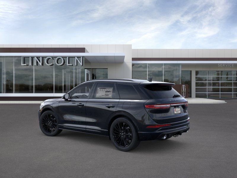 New 2025 Lincoln Corsair Grand Touring w/ Equipment Group 302A AWD/4WD image 4