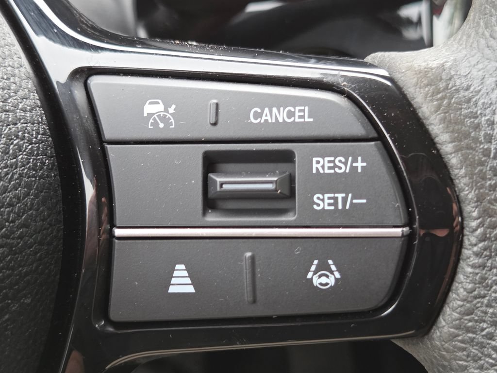 Used 2023 Honda Civic LX image 10