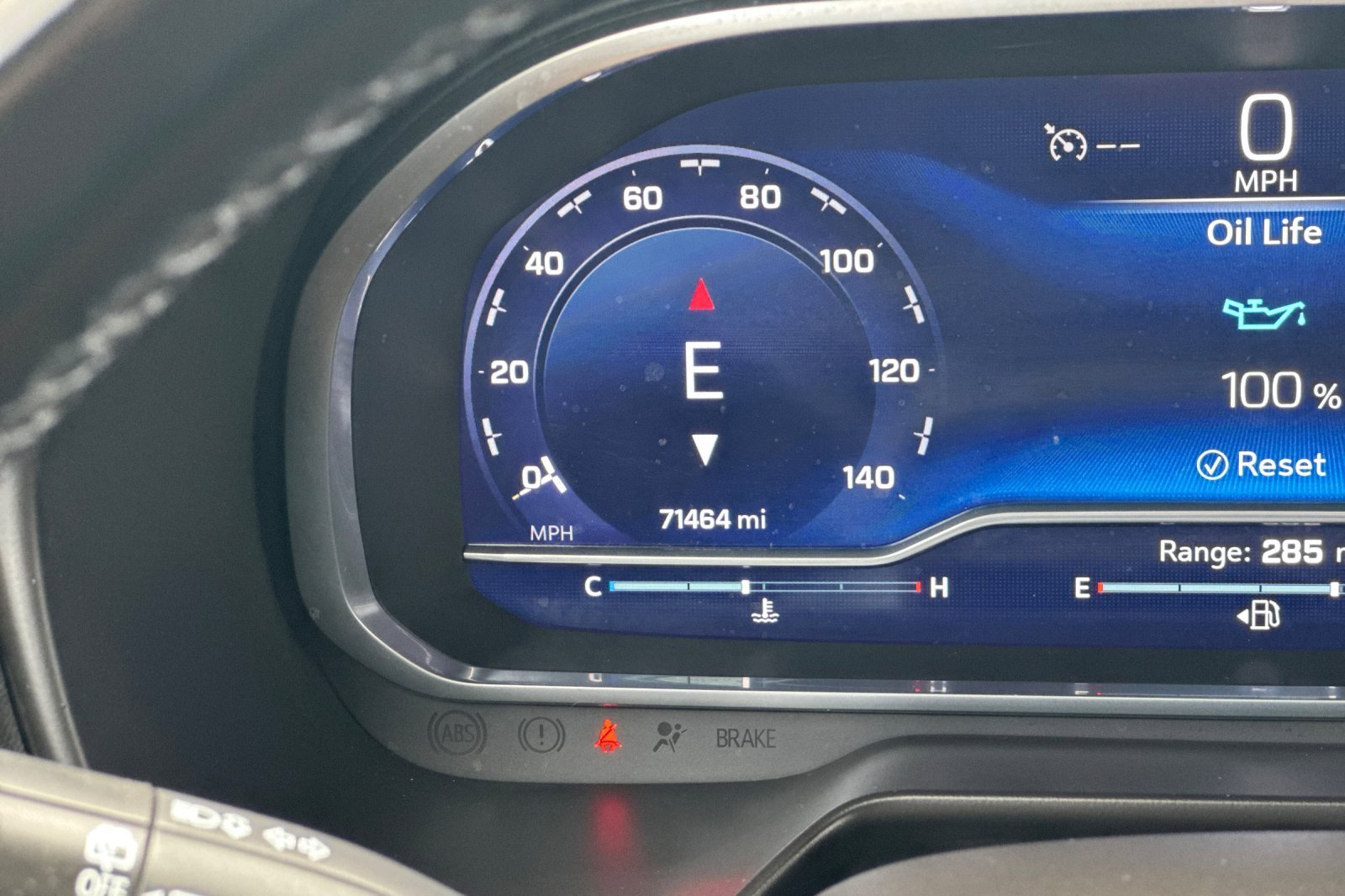 Used 2023 Chevrolet Tahoe LT w/ Luxury Package image 40