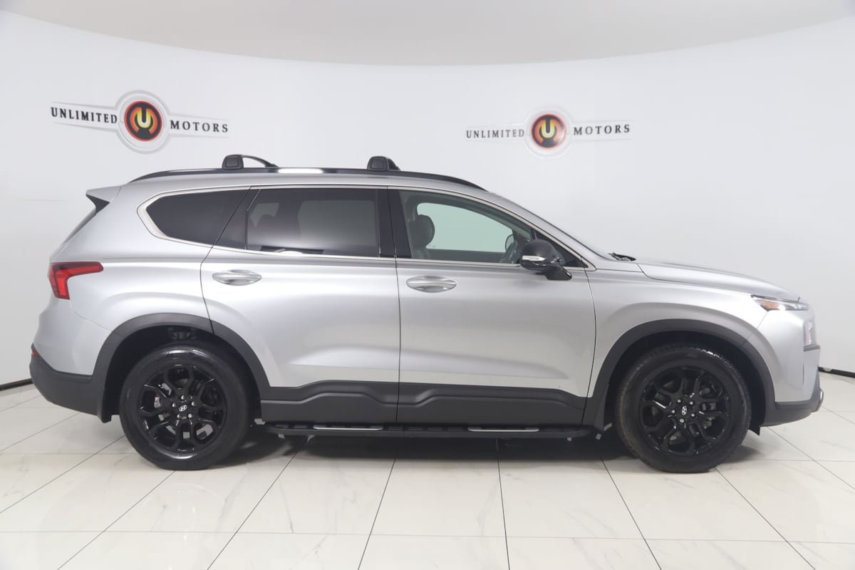 Used 2022 Hyundai Santa Fe XRT FWD image 2