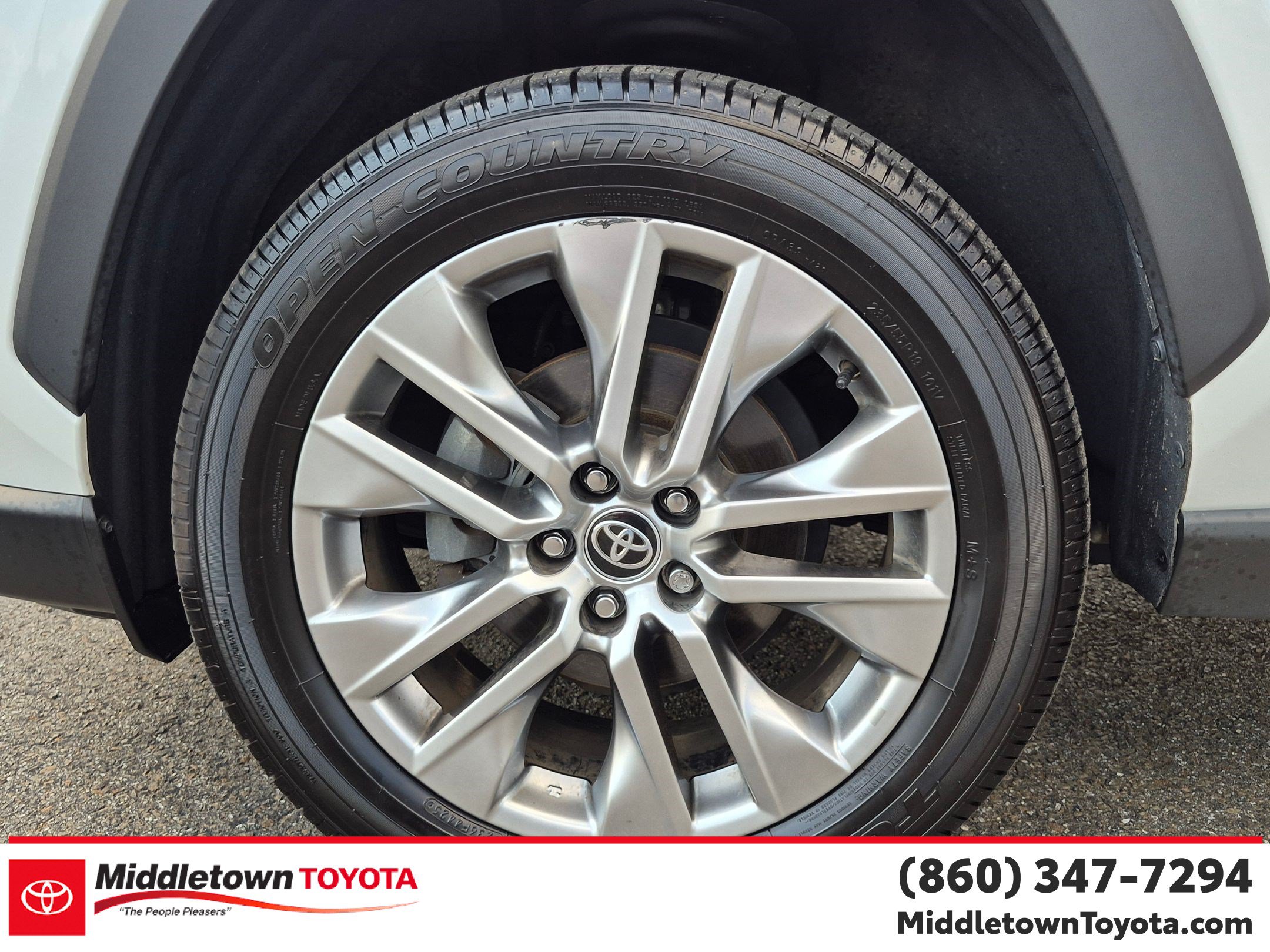 Certified 2023 Toyota RAV4 Limited AWD/4WD image 9