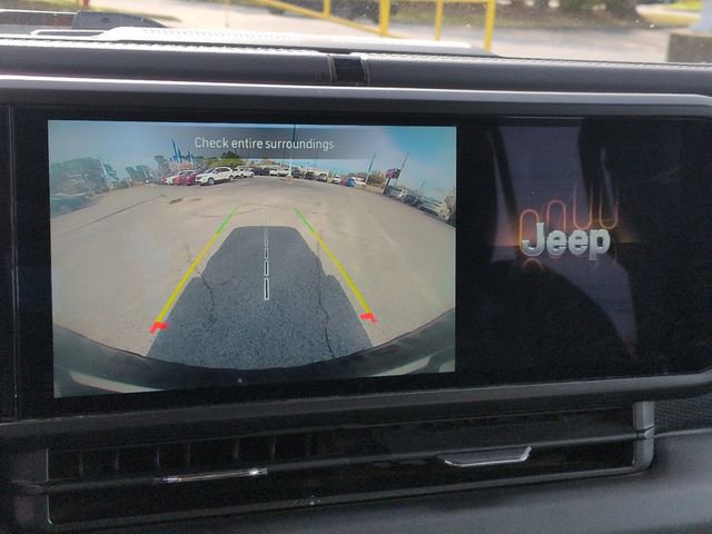 Used 2025 Jeep Wrangler Unlimited Rubicon image 22