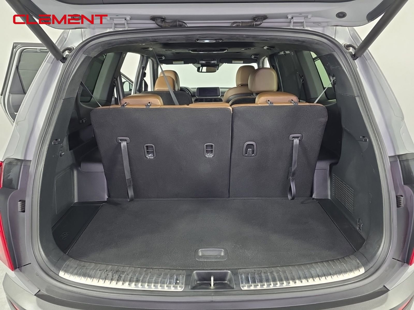 Used 2022 Kia Telluride SX w/ SX Prestige Package image 10