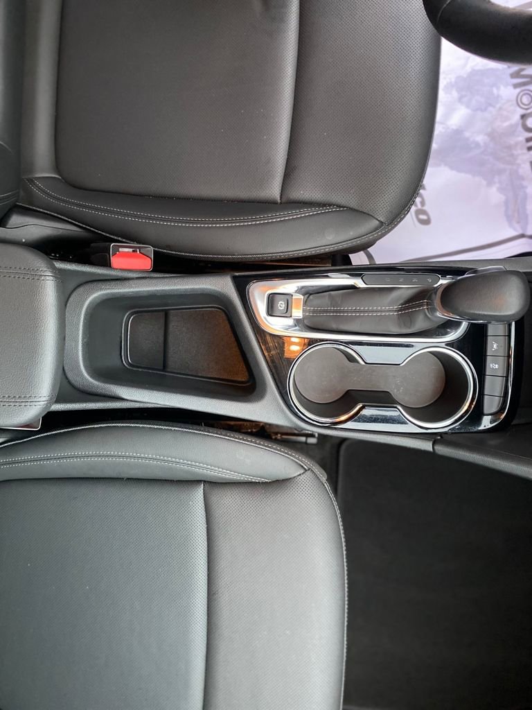 Used 2024 Buick Encore GX Sport Touring image 23