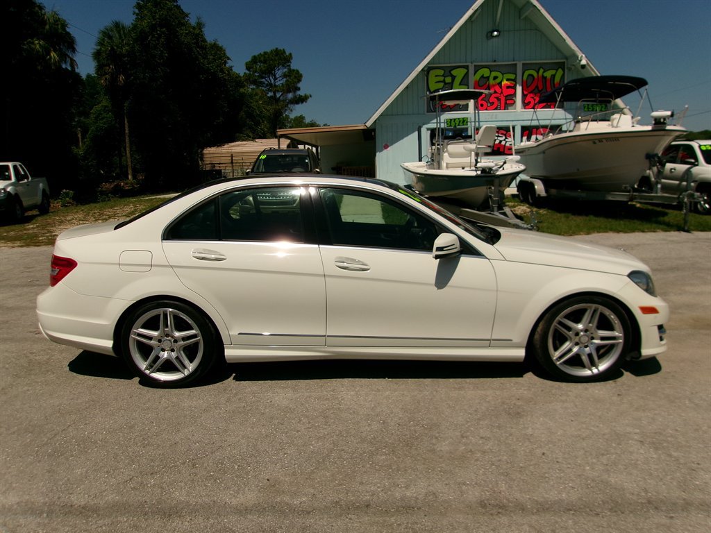Used 2012 Mercedes-Benz C 300 4MATIC Sedan w/ Lighting Pkg image 6