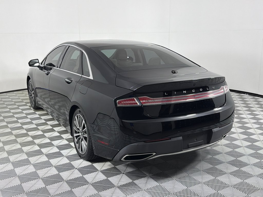 Used 2017 Lincoln MKZ Select w/ Technology Package FWD image 5