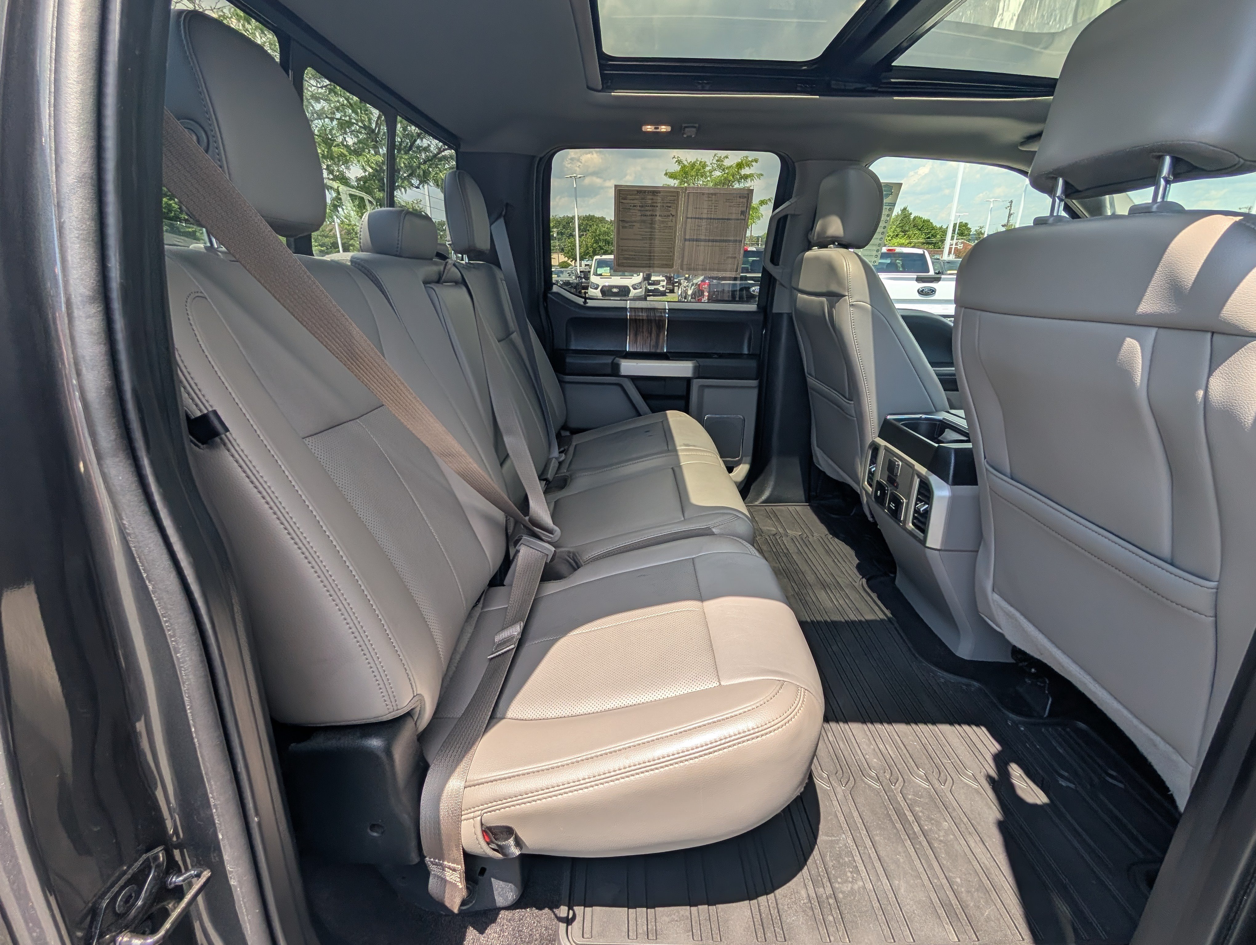 Certified 2019 Ford F150 Lariat w/ Equipment Group 502A Luxury AWD/4WD image 13