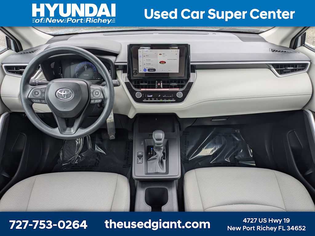 Used 2026 Toyota Corolla Cross L FWD image 16