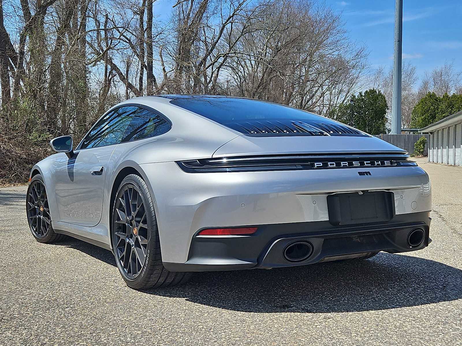 Certified 2025 Porsche 911 Carrera RWD image 5