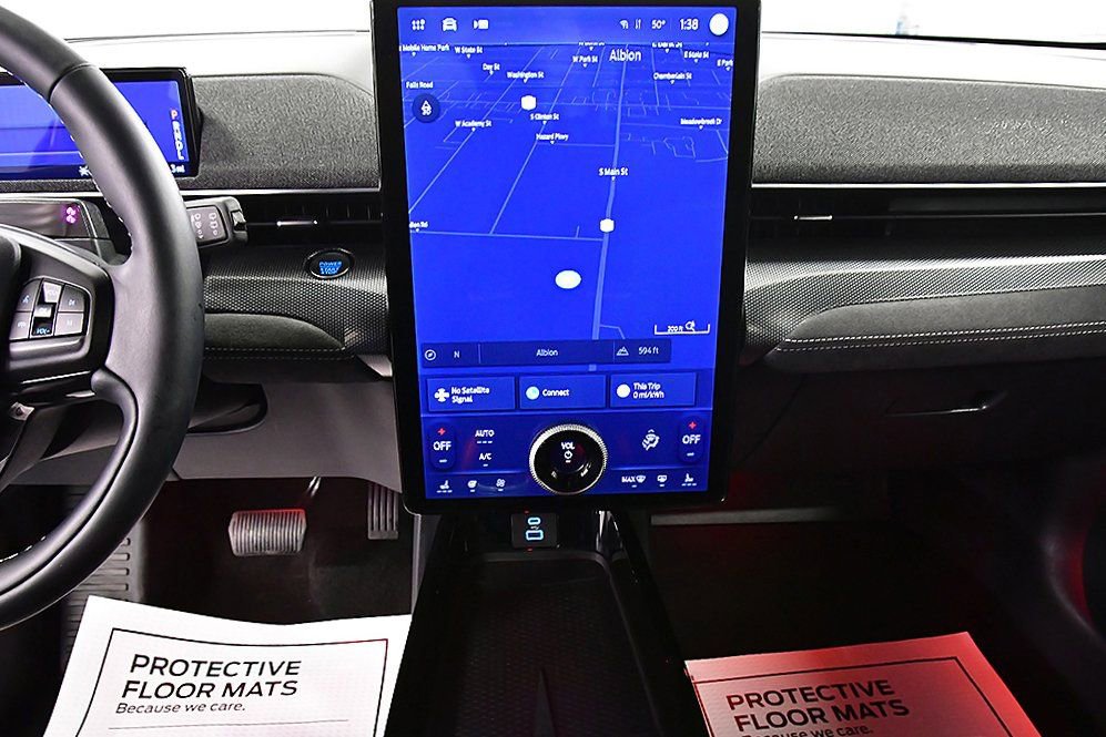 Used 2024 Ford Mustang Mach-E GT image 26