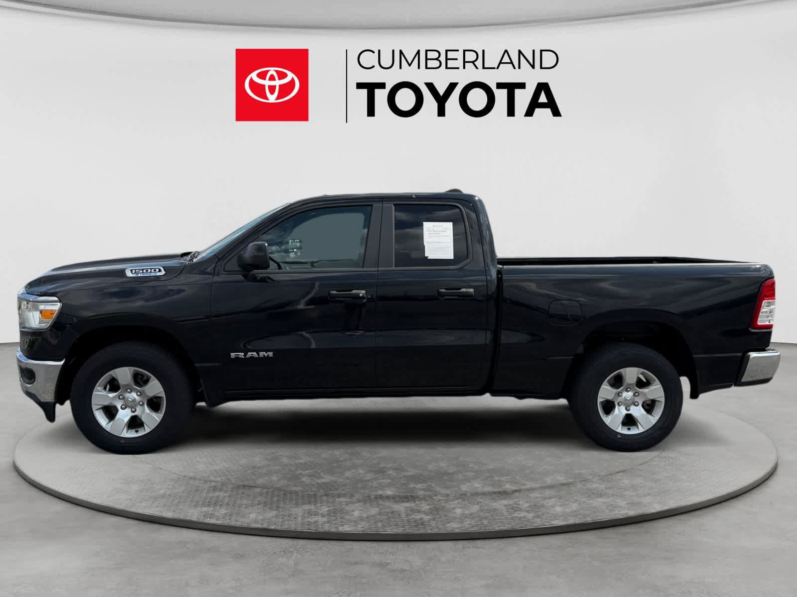 Used 2023 RAM 1500 Big Horn AWD/4WD image 2