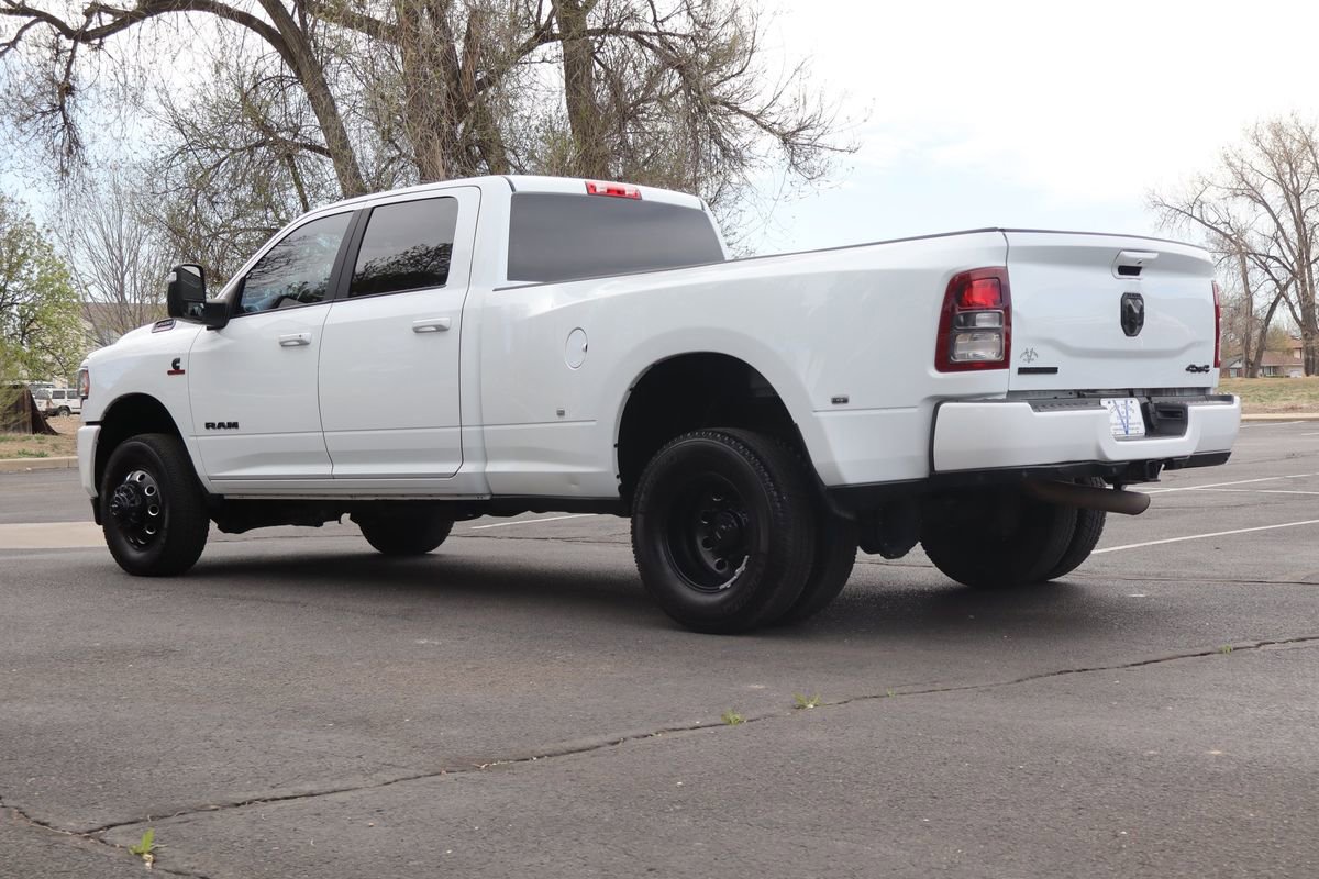 Used 2023 RAM 3500 Big Horn w/ Night Edition AWD/4WD image 7