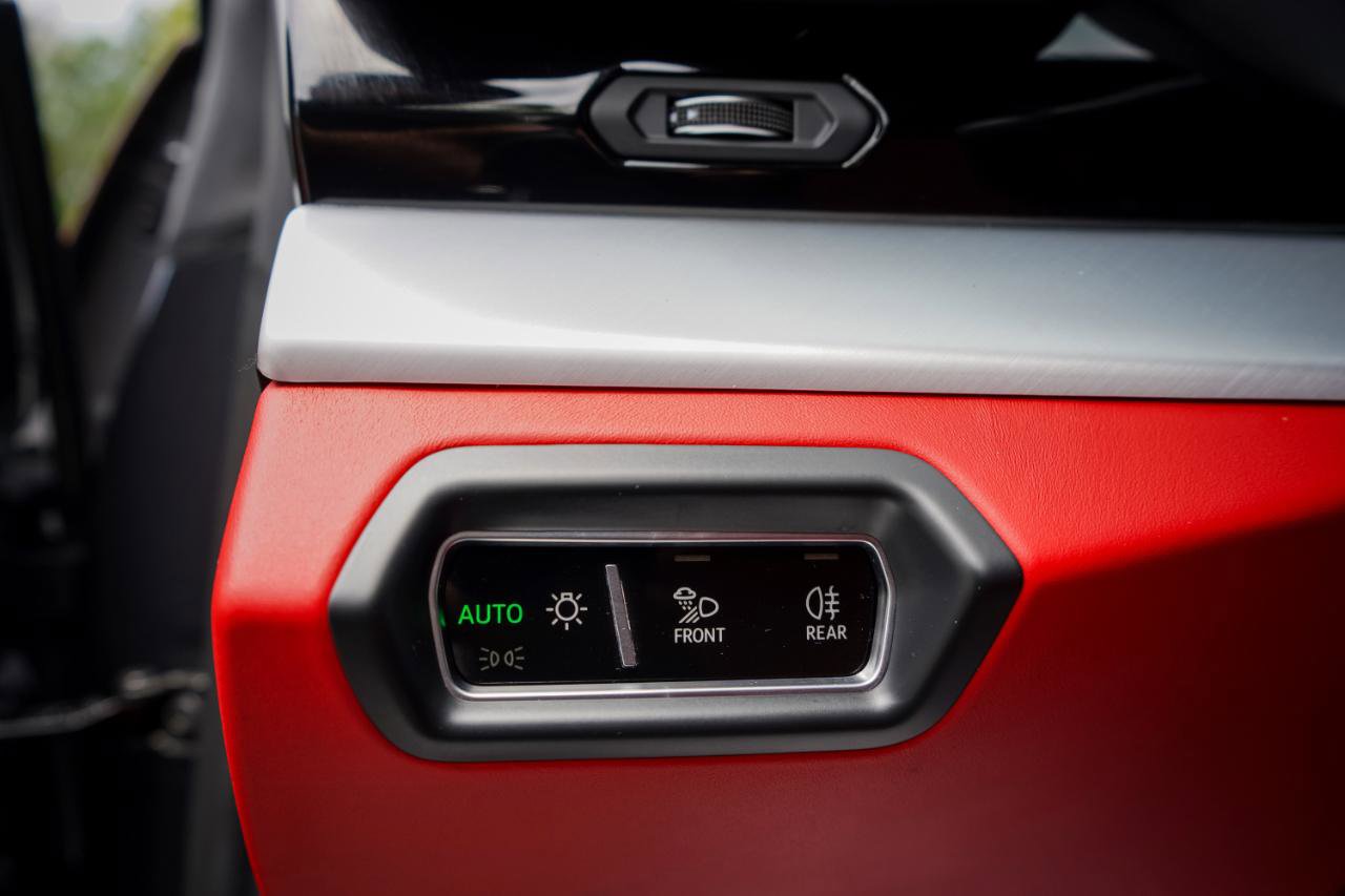 Used 2019 Lamborghini Urus S AWD/4WD image 15