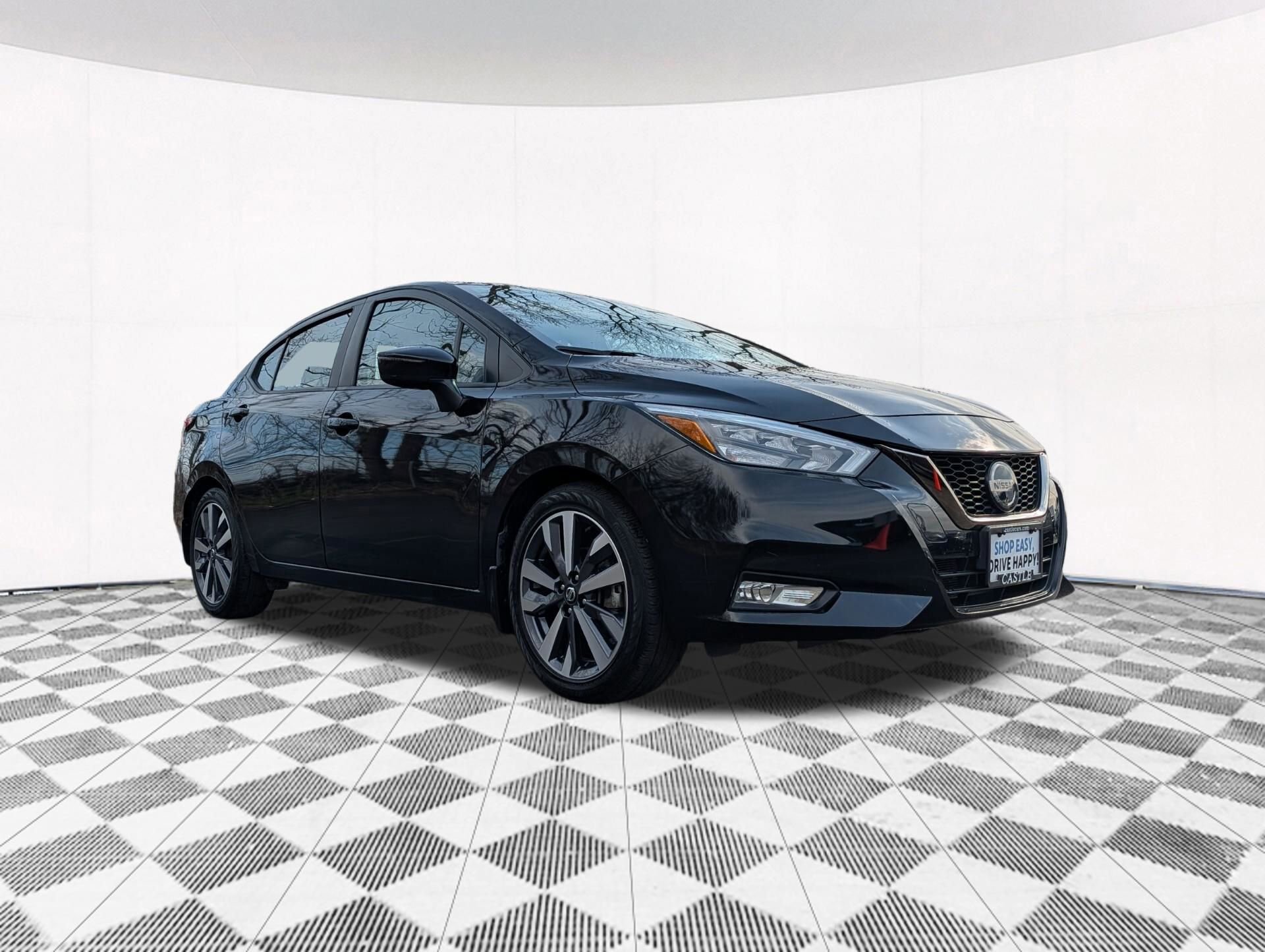 Used 2020 Nissan Versa SR w/ Convenience Package FWD image 12