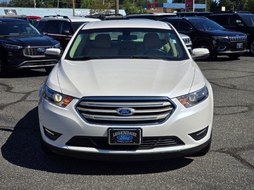 Used 2015 Ford Taurus SEL w/ Equipment Group 201A FWD image 22