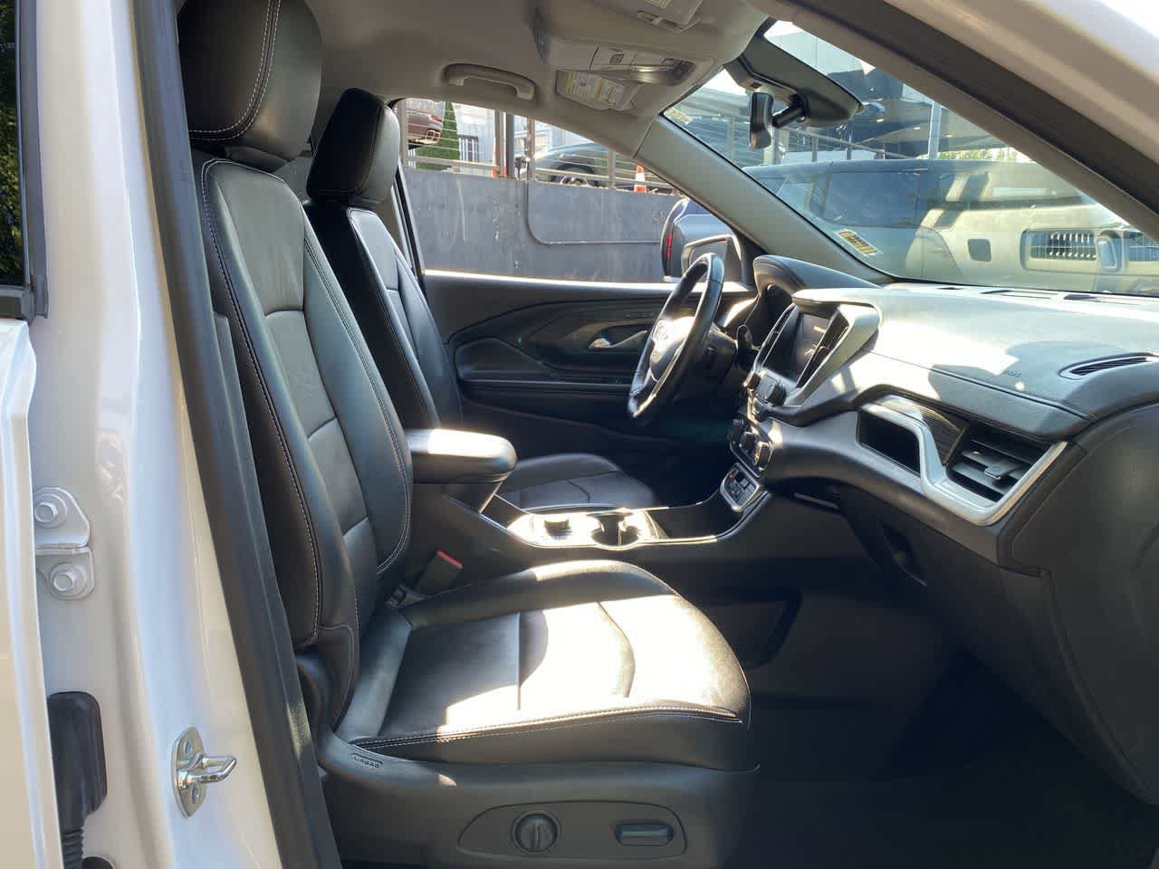 Used 2024 GMC Terrain SLT AWD/4WD image 18