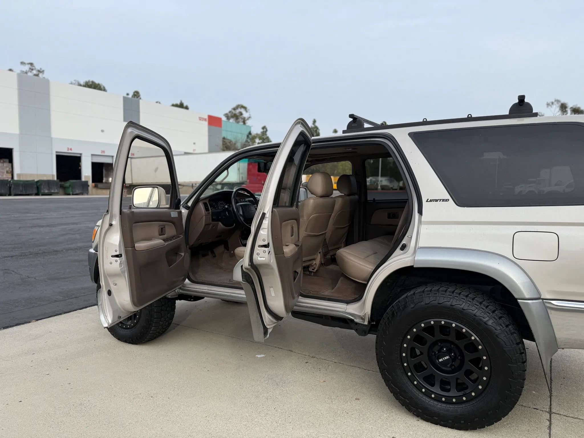 Used 1997 Toyota 4Runner Limited image 29