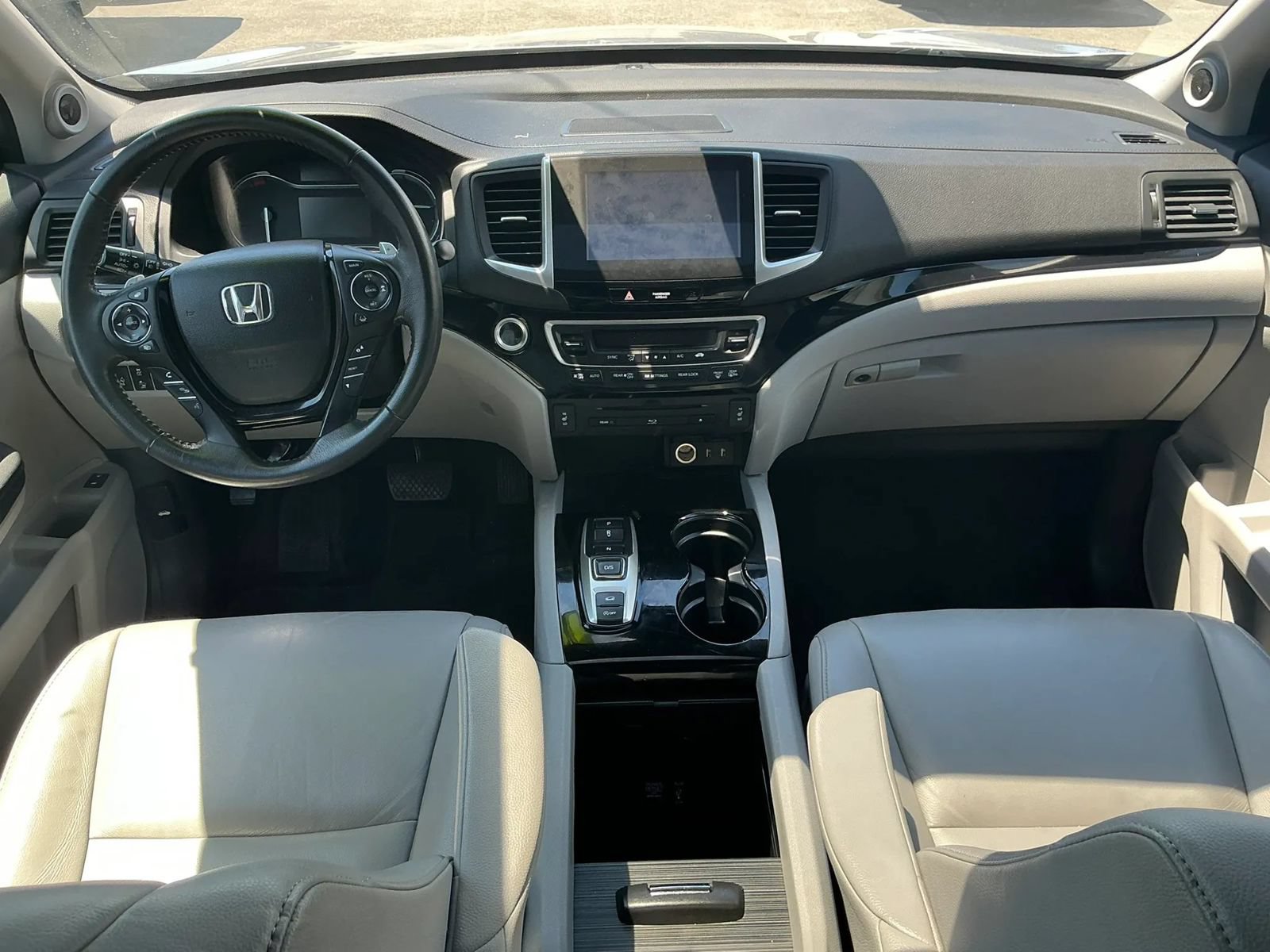 Used 2016 Honda Pilot Touring image 33