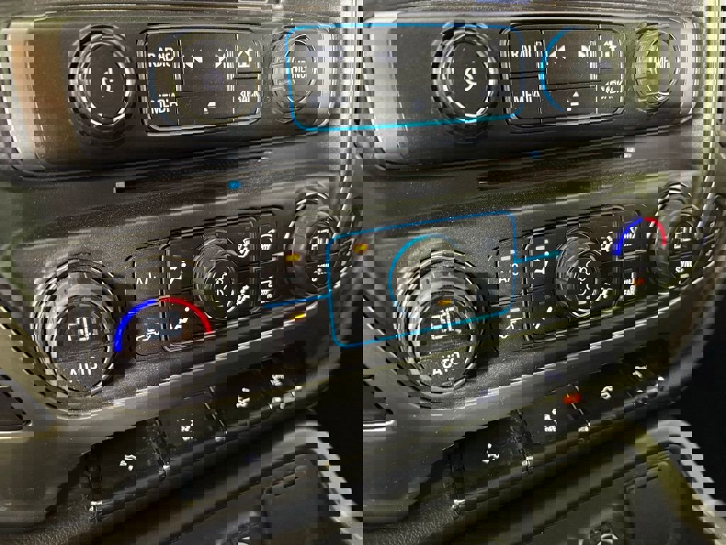 Used 2017 Chevrolet Silverado 1500 LTZ image 61