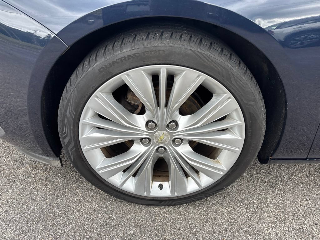 Used 2015 Chevrolet Impala LTZ FWD image 9