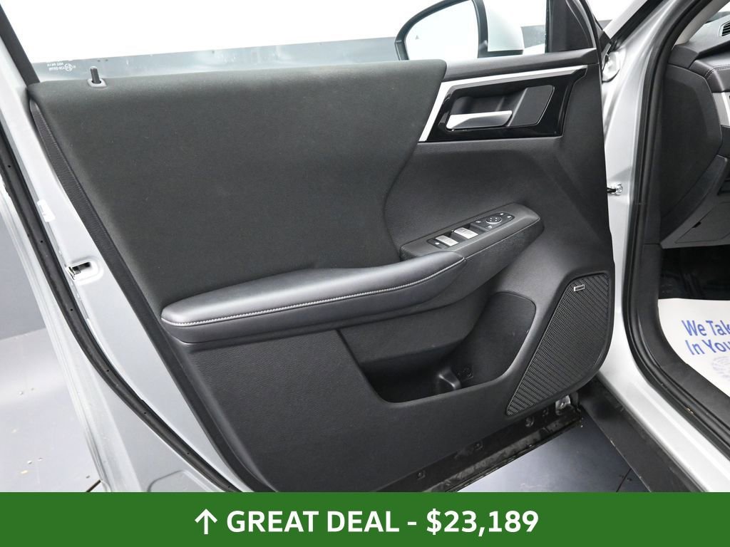 Used 2025 Mitsubishi Outlander ES image 27
