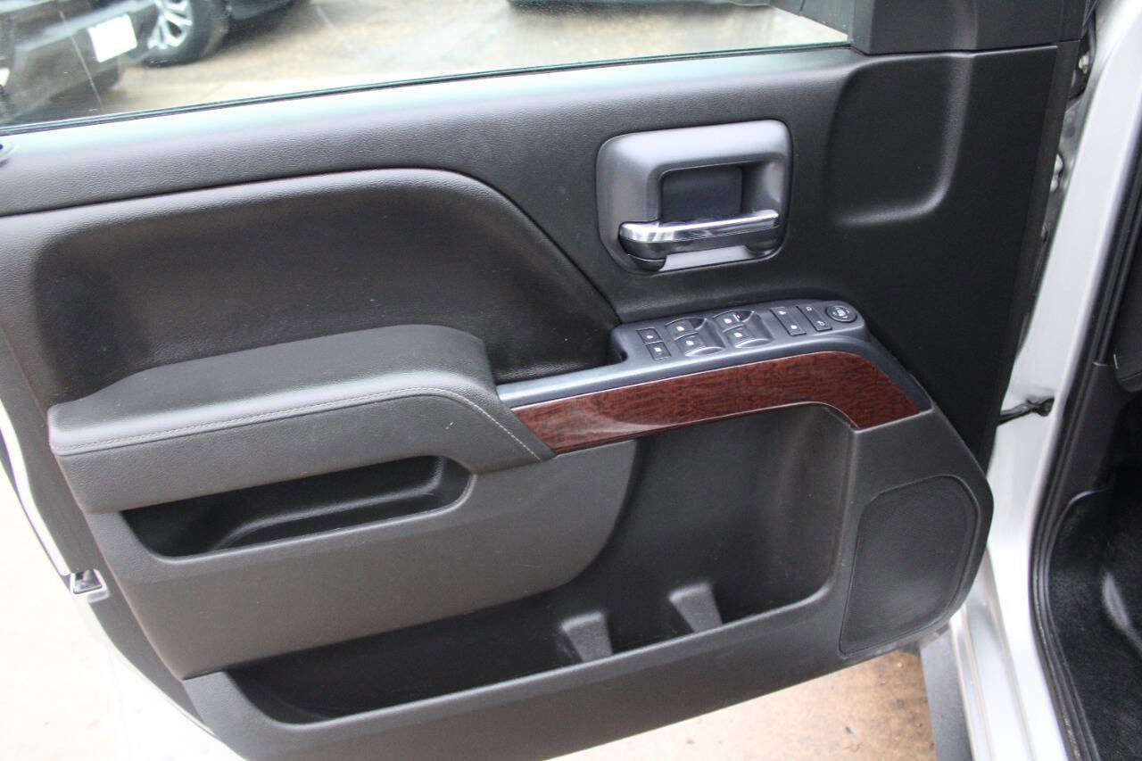 Used 2015 GMC Sierra 1500 SLE w/ SLE Value Package image 9