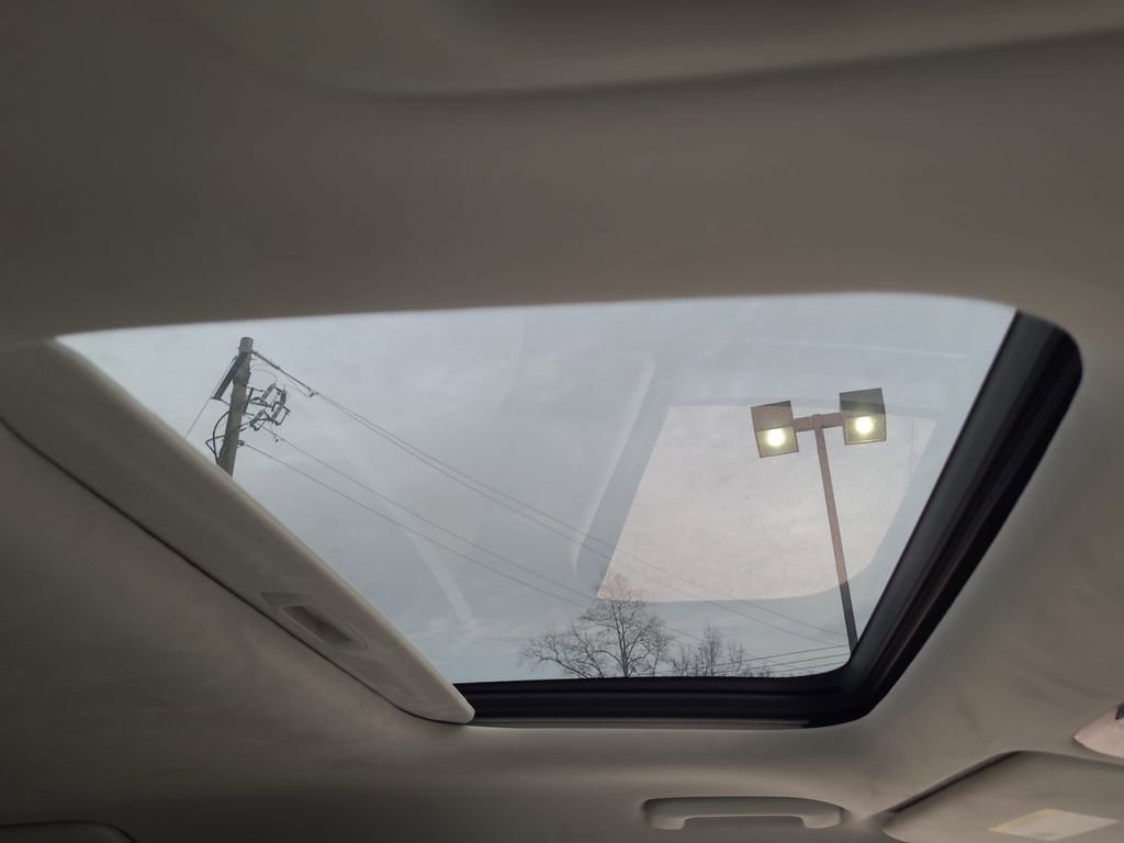 Used 2025 Hyundai Santa Fe Calligraphy image 21