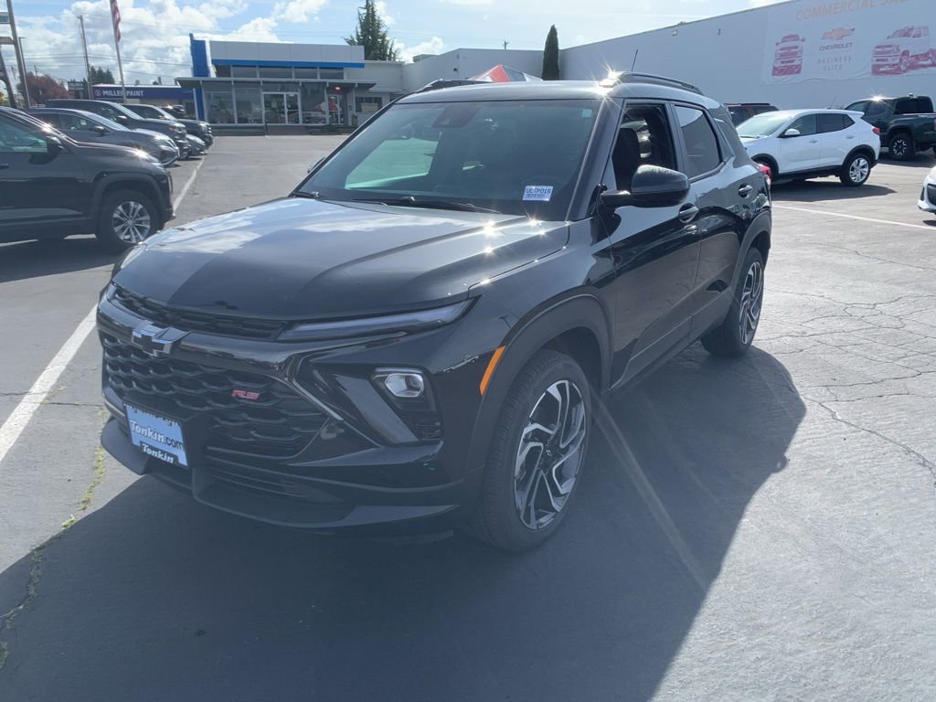 Used 2025 Chevrolet TrailBlazer RS w/ Convenience Package image 1