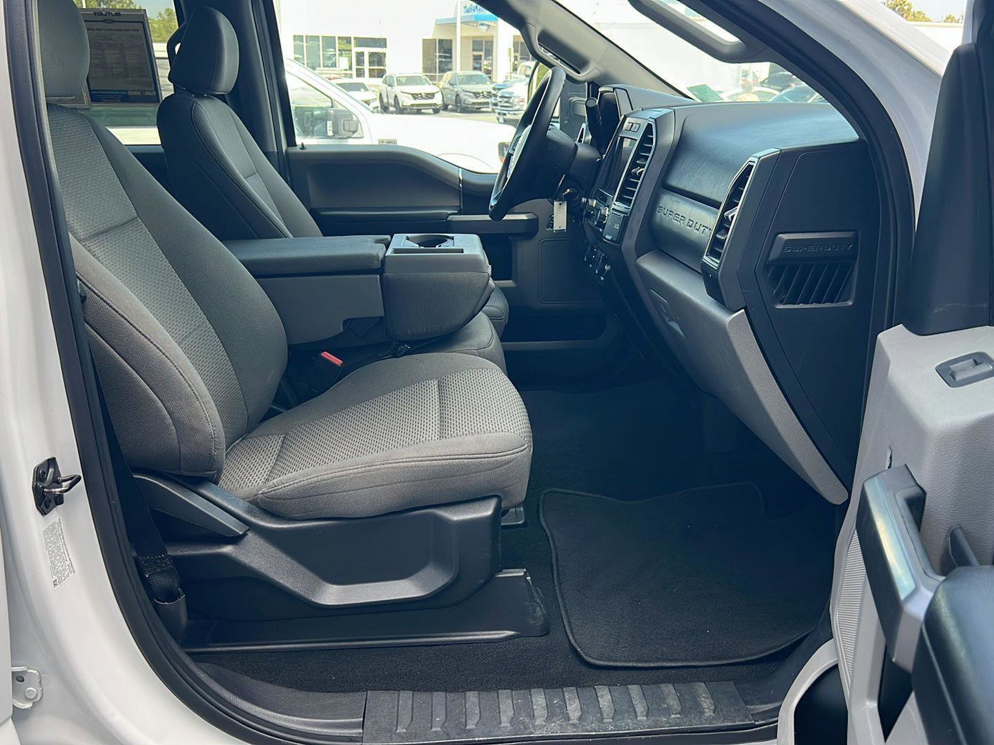 Used 2021 Ford F350 XLT image 13