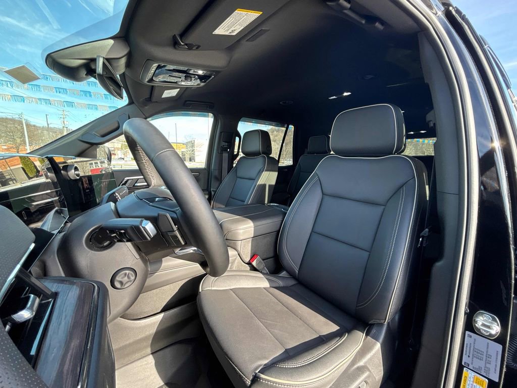 Used 2026 Chevrolet Tahoe Premier image 9