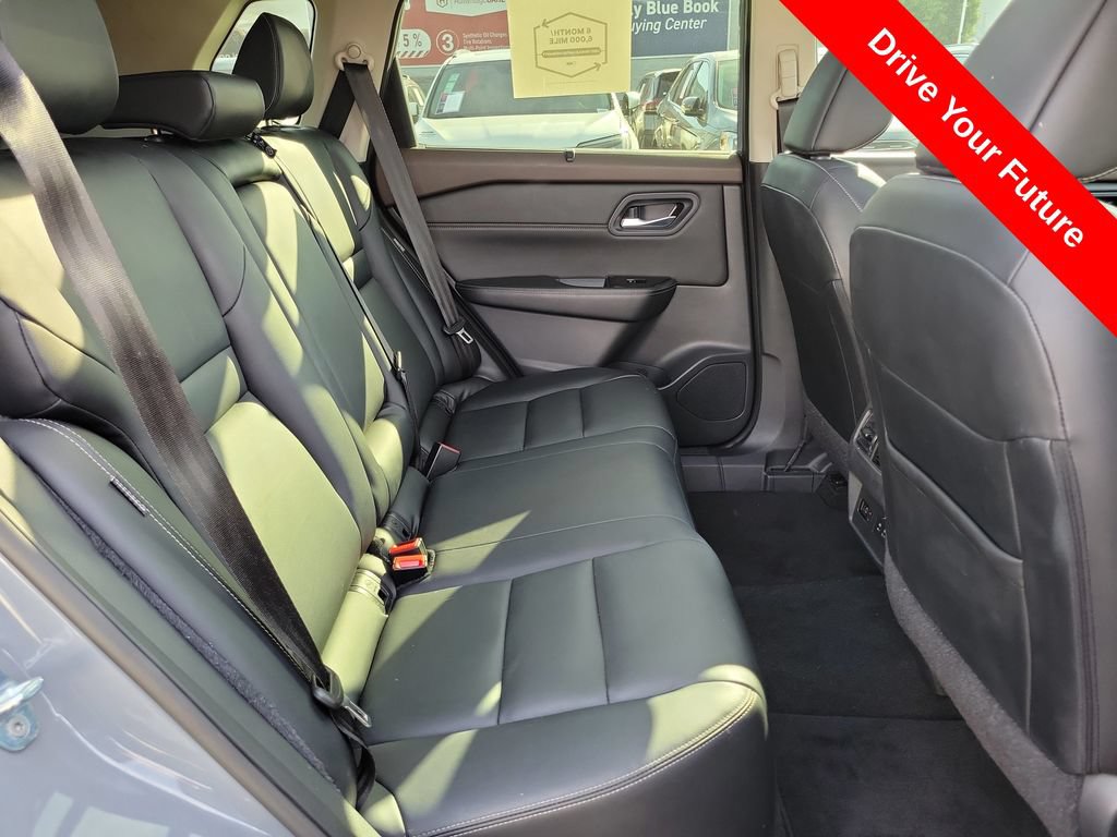 Used 2023 Nissan Rogue SL w/ SL Premium Package FWD image 22