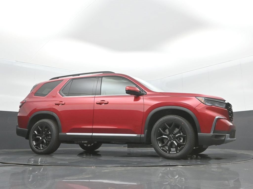 New 2025 Honda Pilot Touring image 29