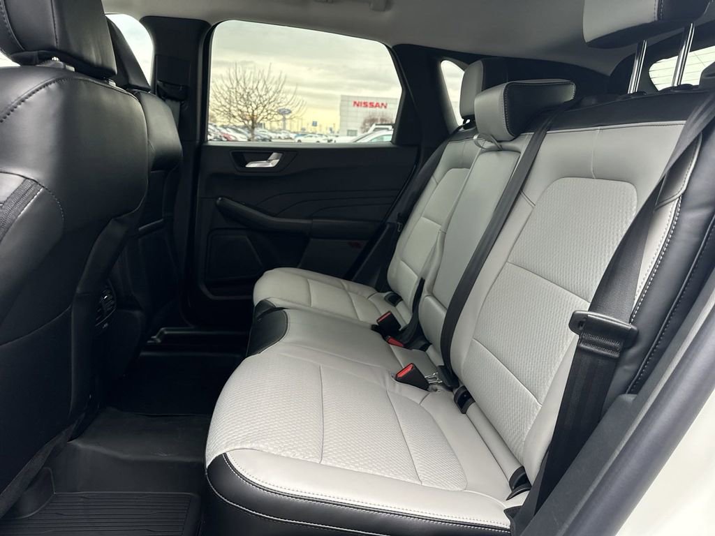 New 2025 Ford Escape SE image 21