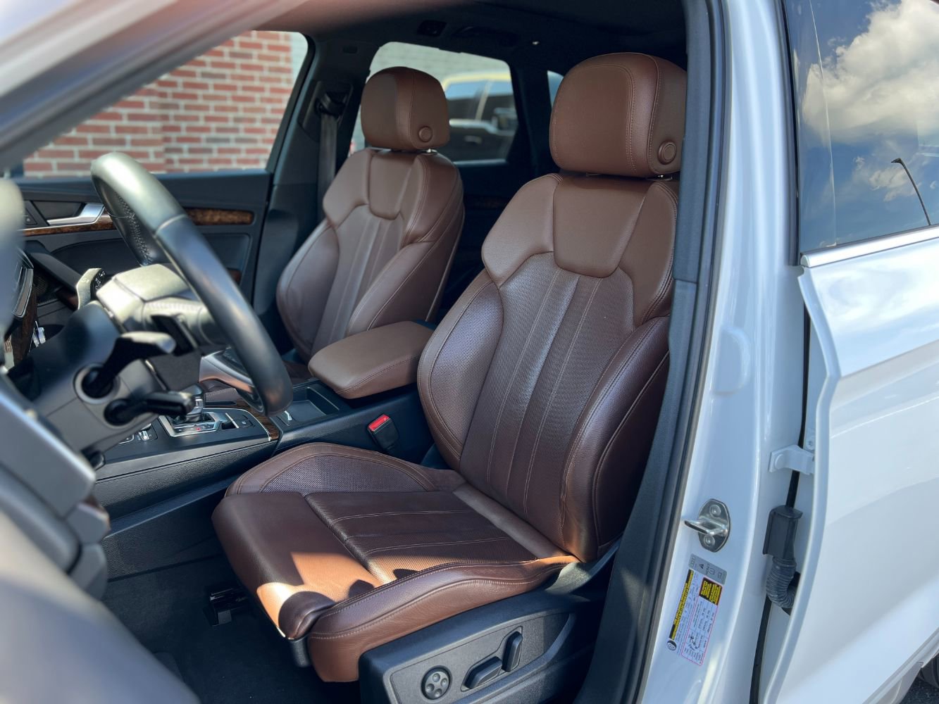 Used 2018 Audi Q5 2.0T Premium Plus w/ Premium Plus Package image 21