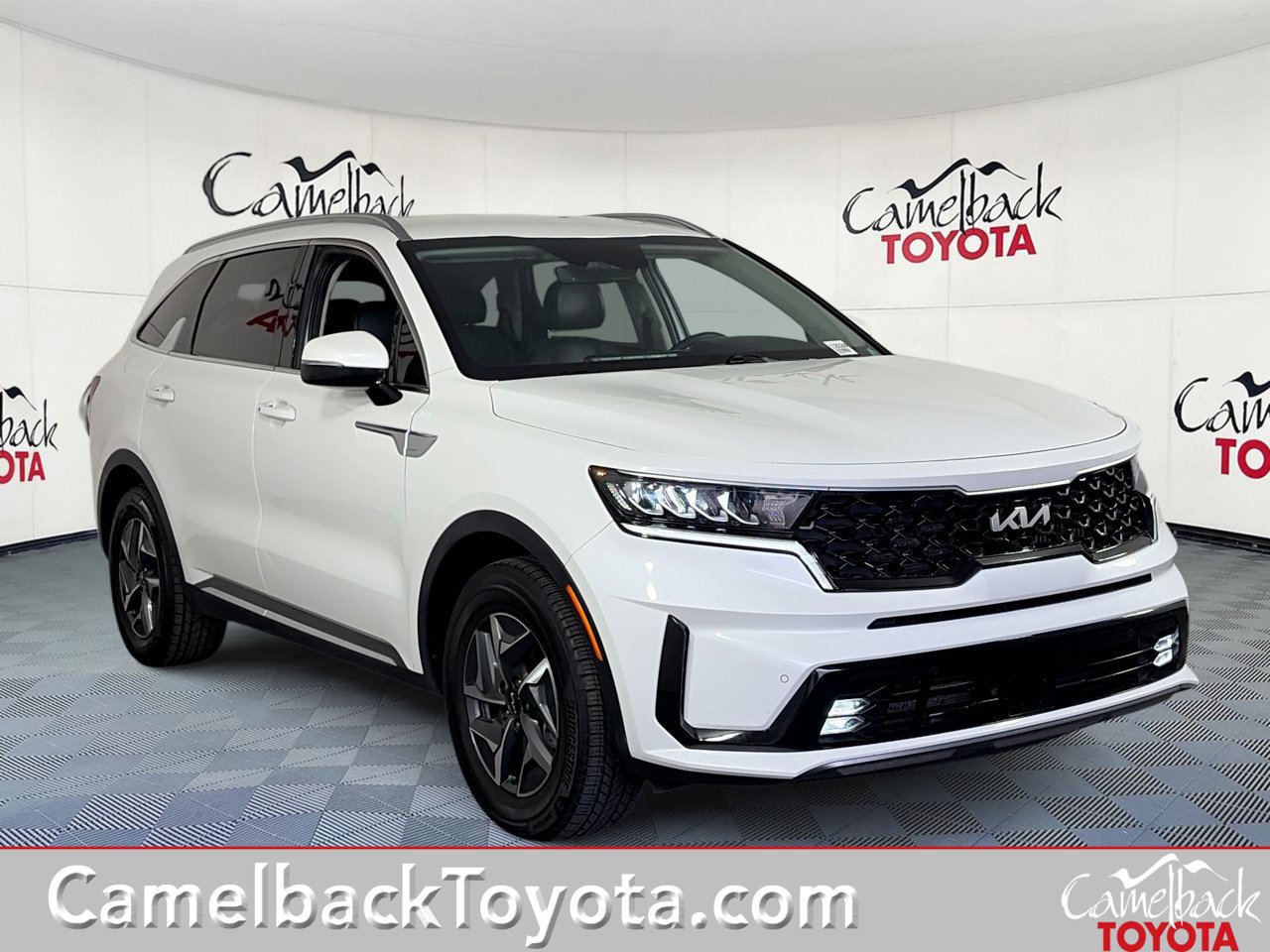 Used 2023 Kia Sorento EX FWD image 1