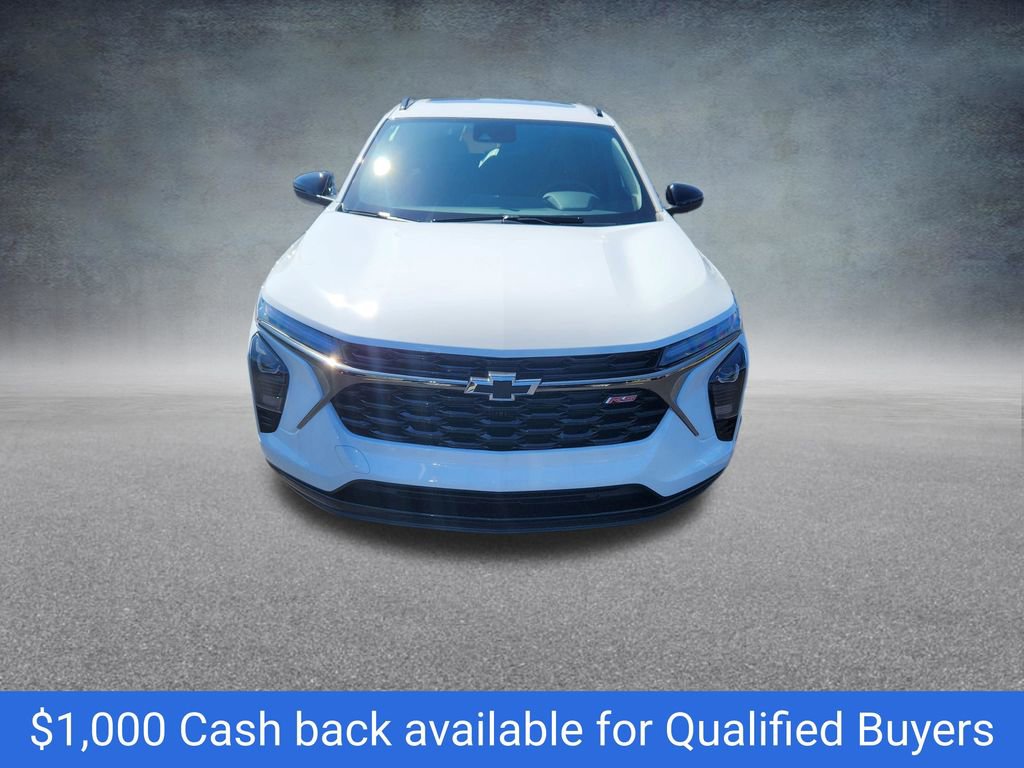 New 2026 Chevrolet Trax RS w/ Sunroof Package FWD image 2