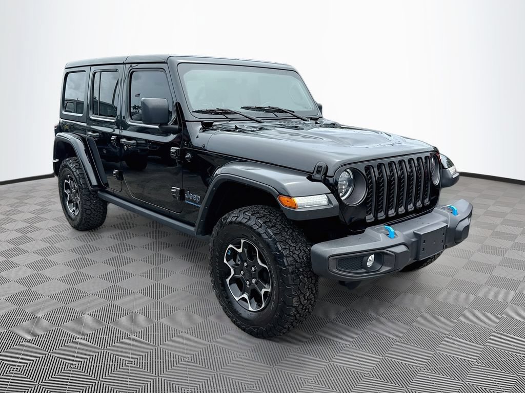 Used 2023 Jeep Wrangler Unlimited Rubicon 4xe w/ Cold Weather Group AWD/4WD image 4
