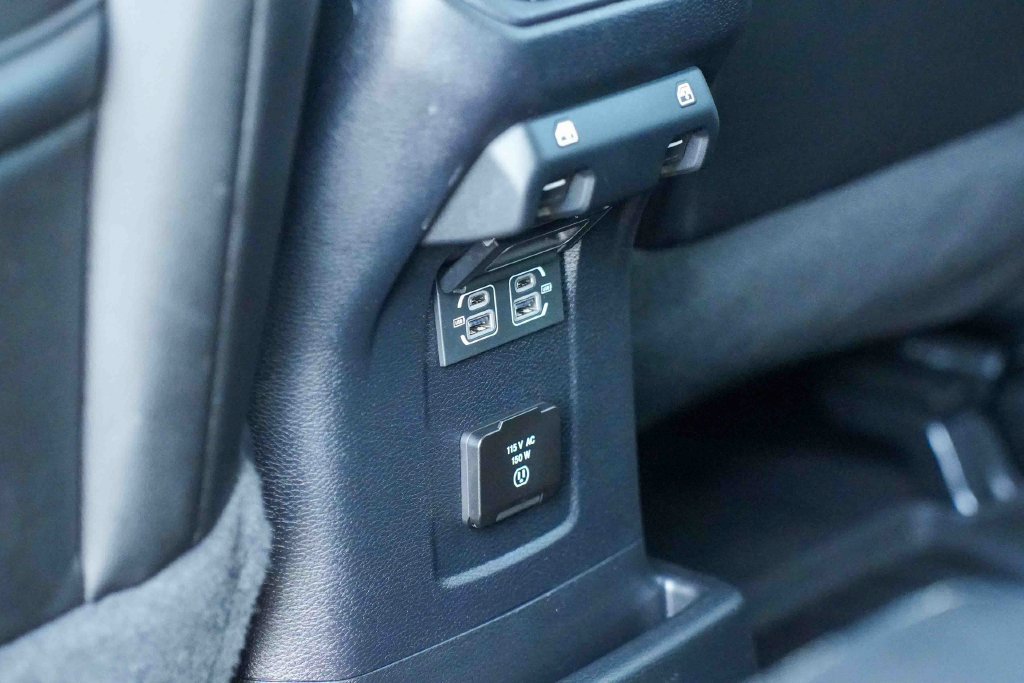 Used 2021 Jeep Wrangler Unlimited Sahara AWD/4WD image 19