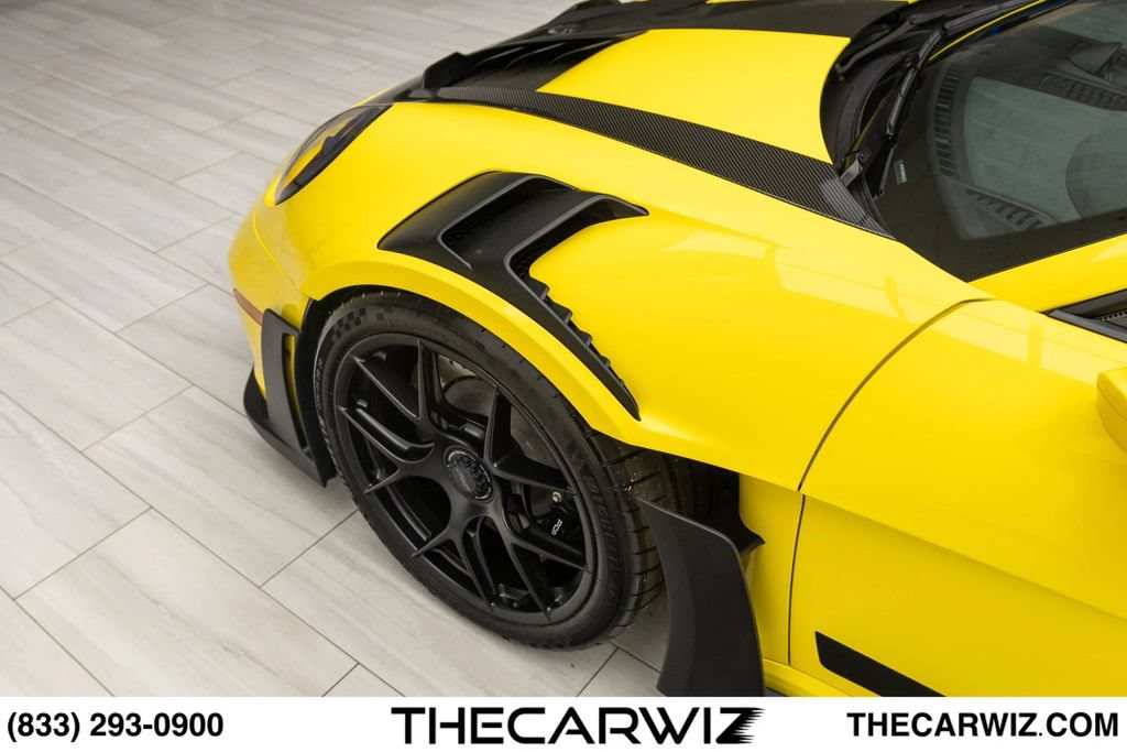 Used 2024 Porsche 911 GT3 RS RWD image 18