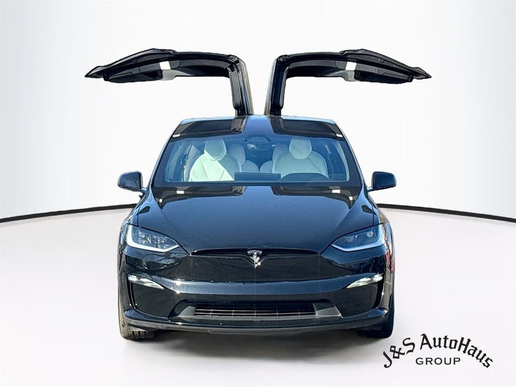 Used 2025 Tesla Model X Plaid image 2