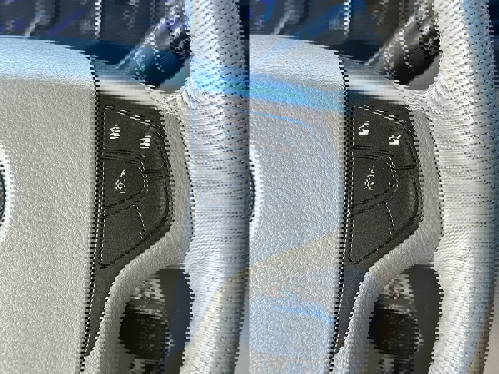 Used 2014 Toyota Sienna XLE image 14