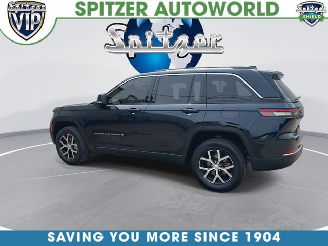 Used 2023 Jeep Grand Cherokee Limited AWD/4WD image 7