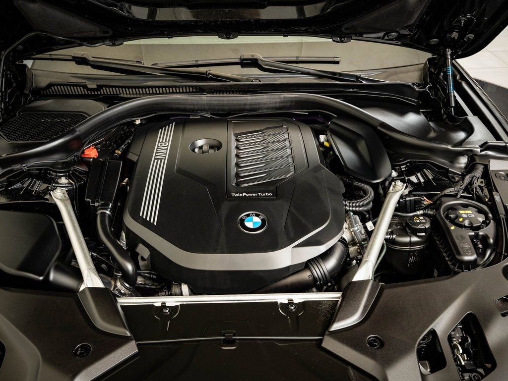 Used 2023 BMW 540i xDrive w/ Executive Package image 50