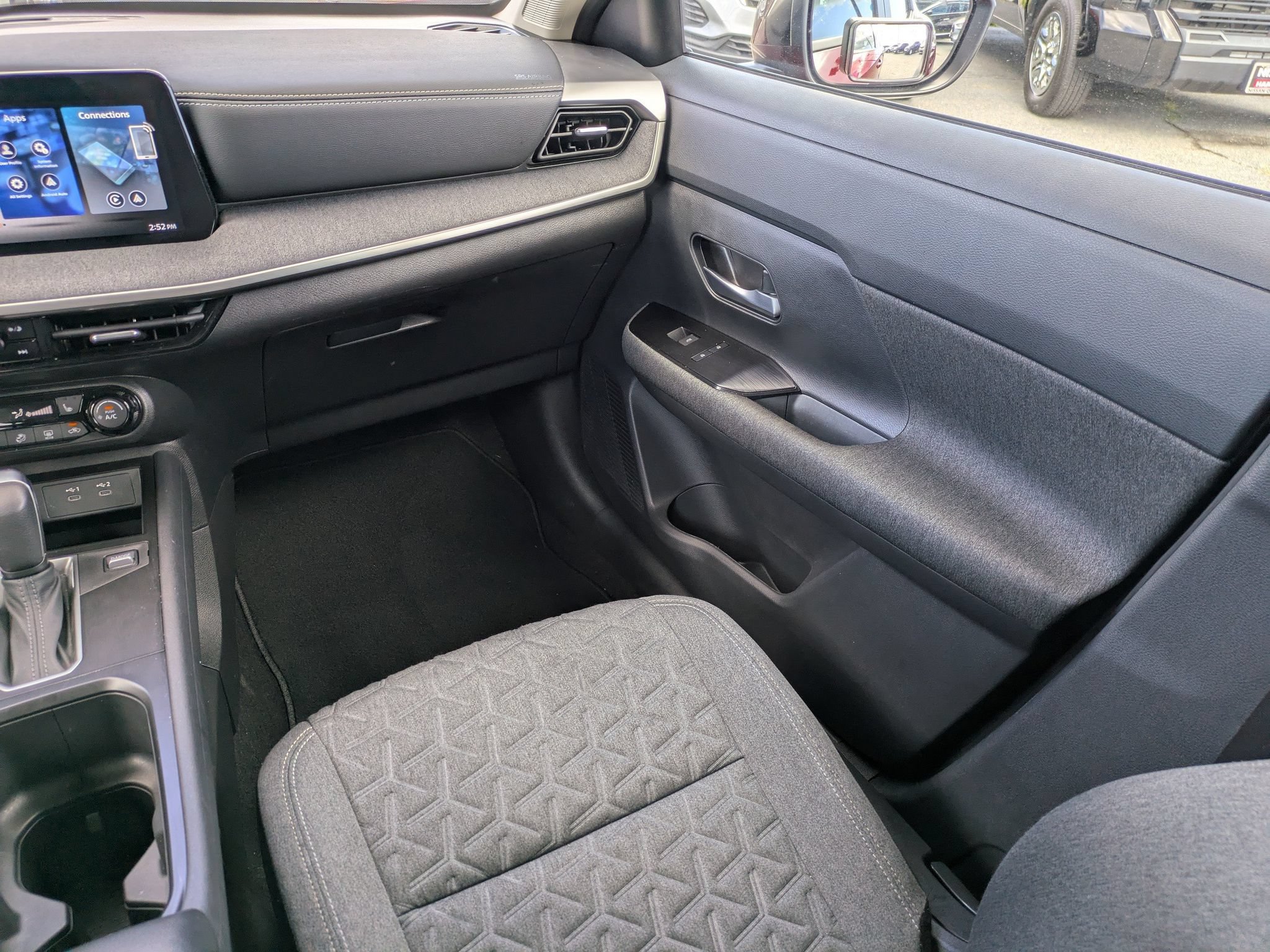 Certified 2026 Nissan Kicks SV w/ SV Premium Package FWD image 18