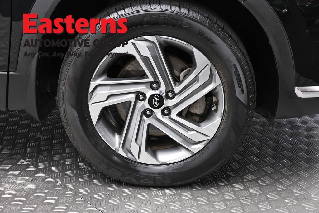 Used 2022 Hyundai Santa Fe SEL w/ Convenience + Premium Package AWD/4WD image 32