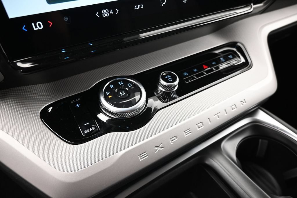 New 2027 Ford Expedition Max Active RWD image 16
