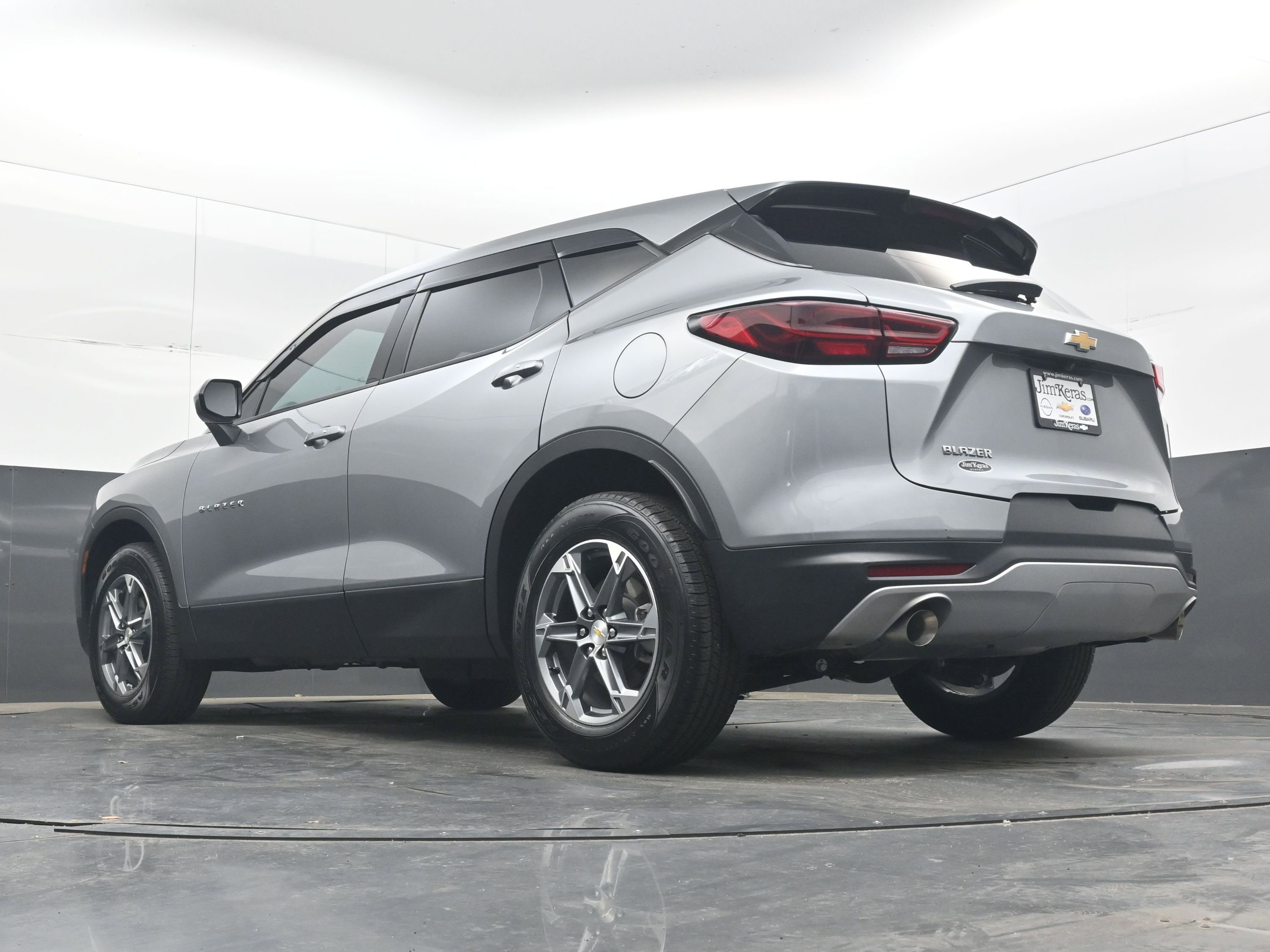 Used 2023 Chevrolet Blazer LT FWD image 29