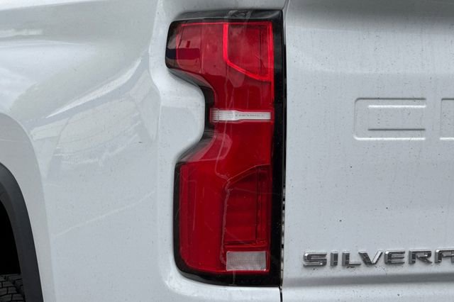 Used 2024 Chevrolet Silverado 2500 LTZ w/ LTZ Convenience Package image 47