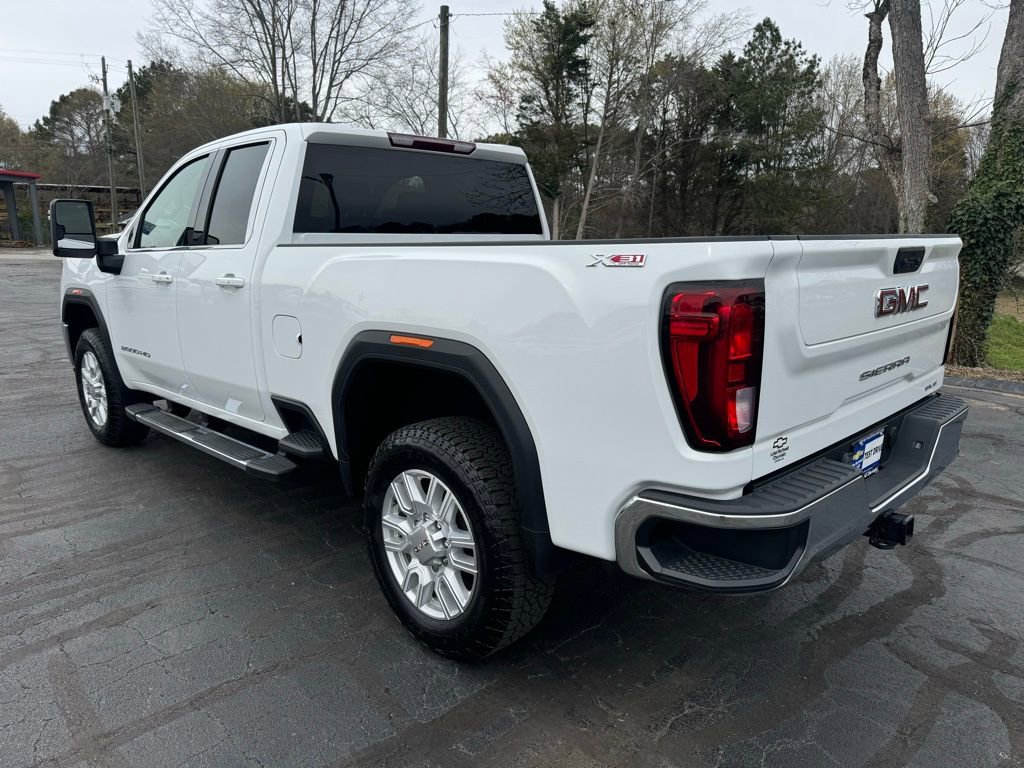 Used 2022 GMC Sierra 2500 SLE w/ SLE Value Package; image 3