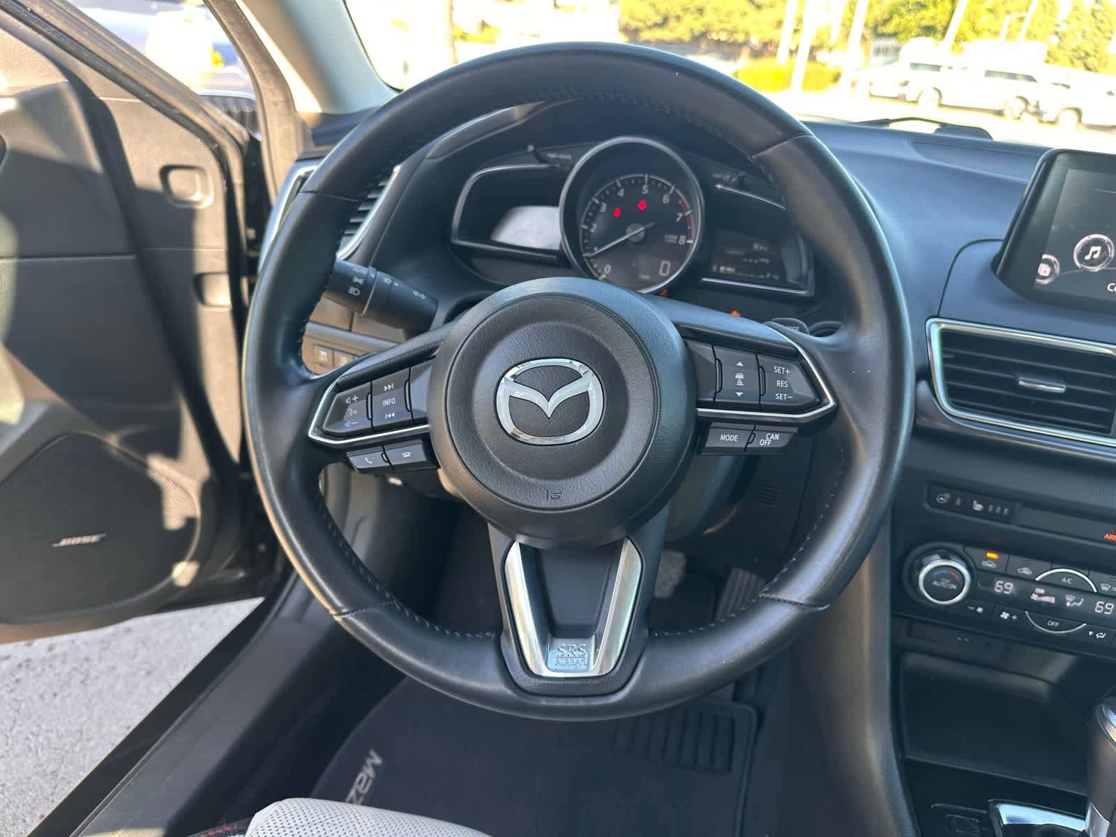 Used 2018 MAZDA MAZDA3 Grand Touring w/ Premium Equipment Package image 19
